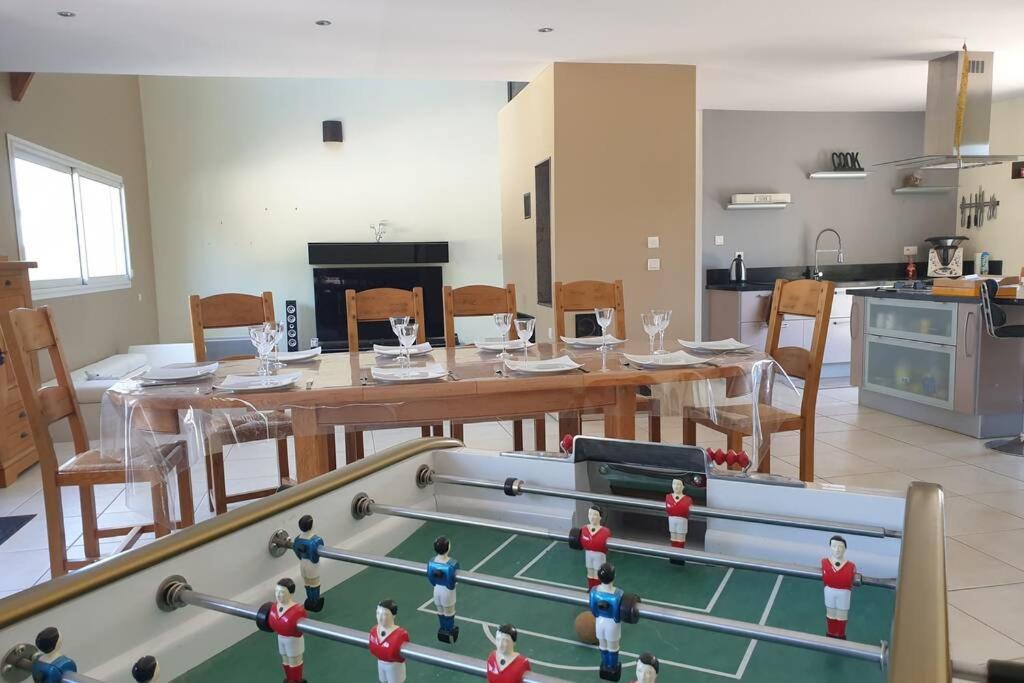 Villa Avec Piscine, Jacuzzi Et Vue Imprenable ! Herry Zewnętrze zdjęcie